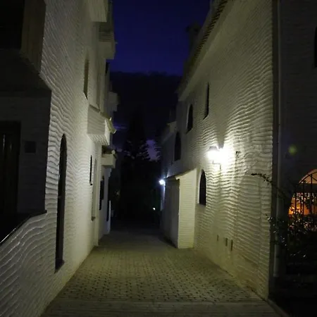 Bonita Casa En Urbanizacion Privada Muy Cerca Del Mar Y De Alicante Gran Alacant