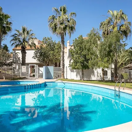 Bonita Casa En Urbanizacion Privada Muy Cerca Del Mar Y De Alicante Gran Alacant